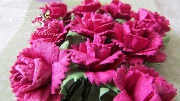 10 Paper Flowers - Carnations, medium pink RB2259