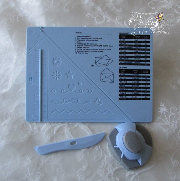 Falzbrett mit Eckenstsanzer  & Falzbein / Card & Envelope Maker 6200/0053
